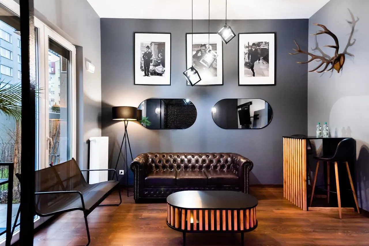 New Praga Ladies' & Gentlemen'S Apartments Warszawa